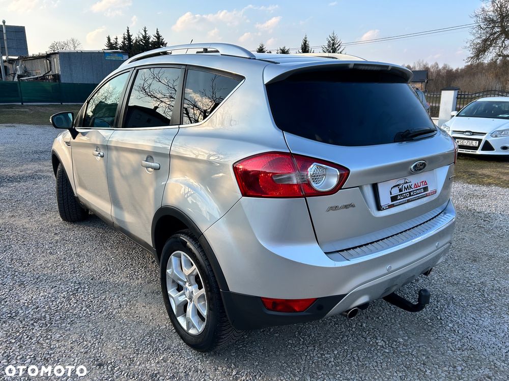 Ford Kuga 2.0 TDCi 2x4 Titanium - 29