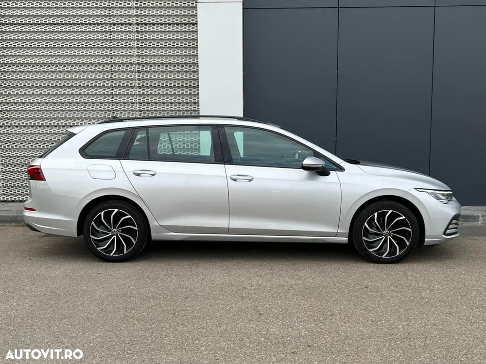 Volkswagen Golf Variant 2.0 TDI DSG Life - 3