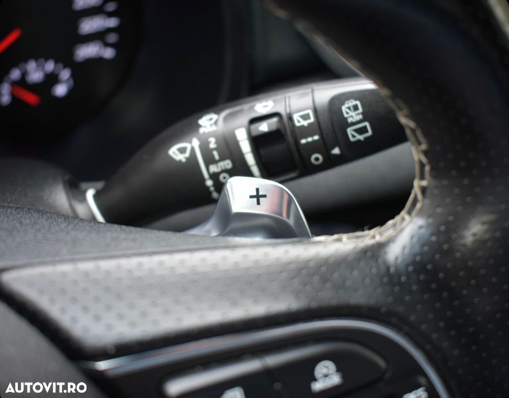 Kia Sportage 2,0 CRDI AWD Aut. GT Line - 12