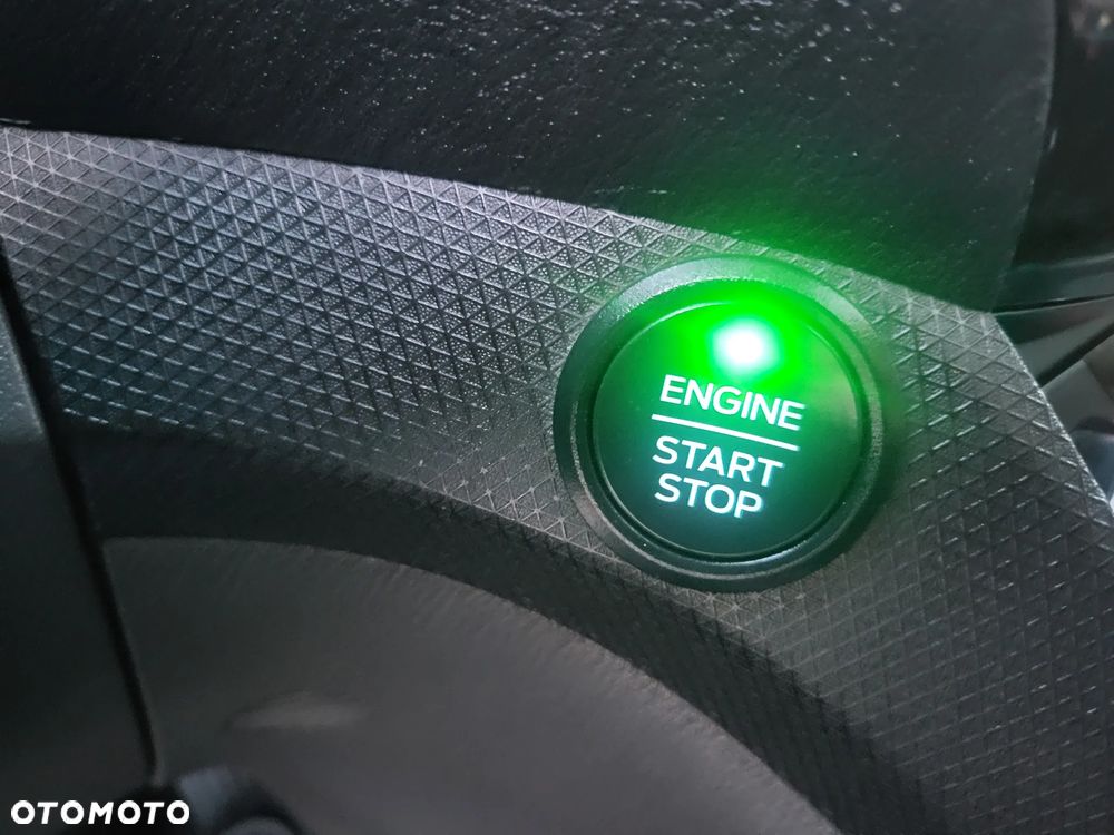Ford Tourneo Connect Grand - 31