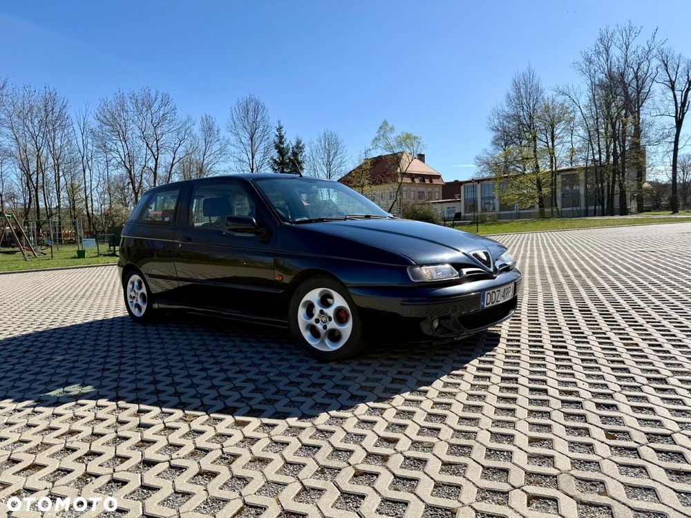 Alfa Romeo 145