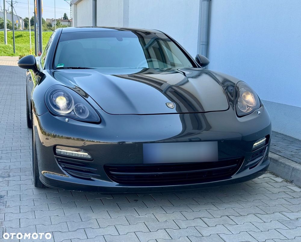 Porsche Panamera 4S PDK - 15