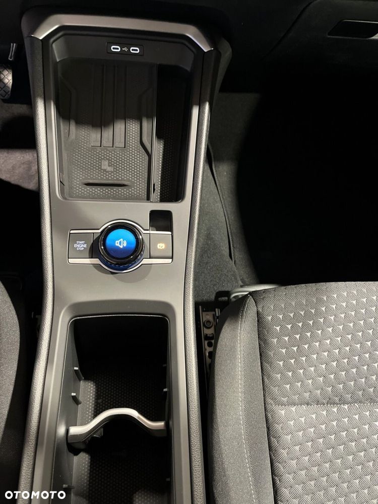 Volkswagen T-Roc 1.5 eTSI Life DSG - 17