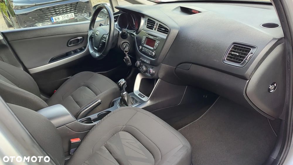 Kia Ceed 1.6 GDI SW Edition 7 - 11