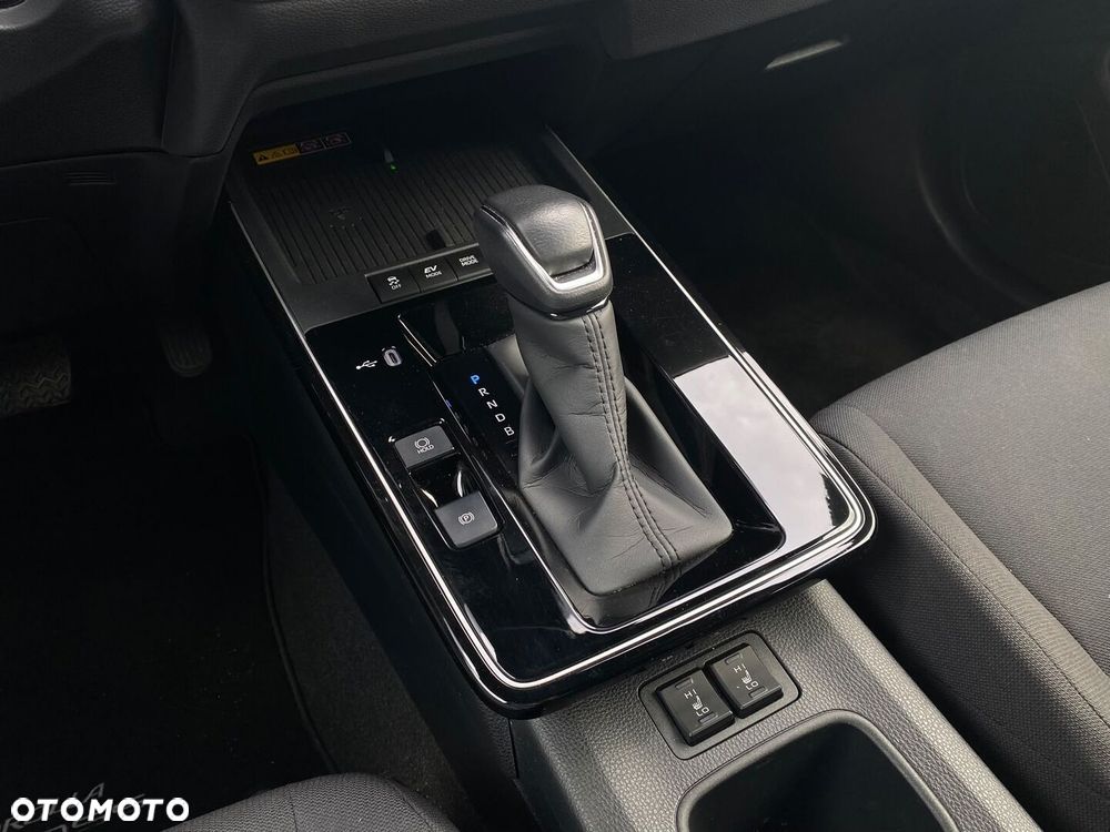 Toyota Corolla Cross 2.0 Hybrid Style - 19