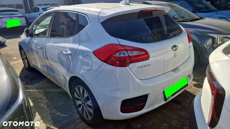 Kia Ceed - 3