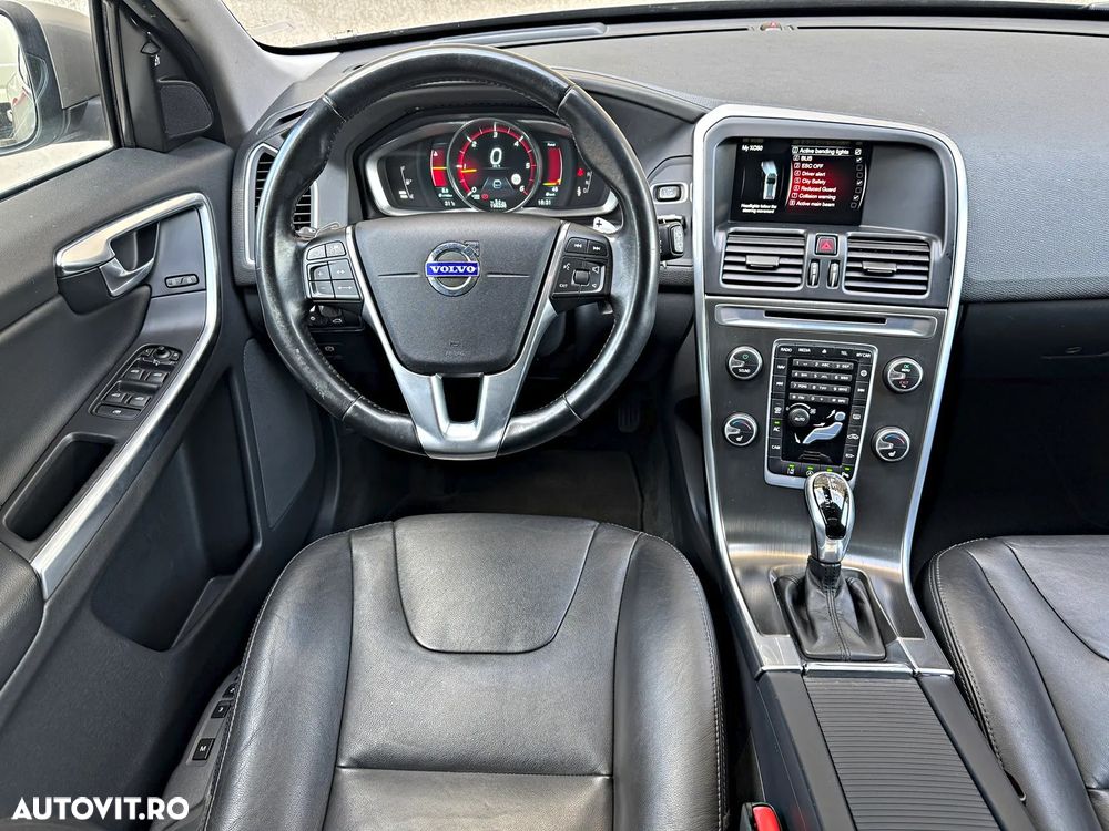 Volvo XC 60 D4 Geartronic Summum - 11