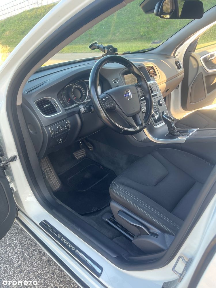 Volvo V60 - 15