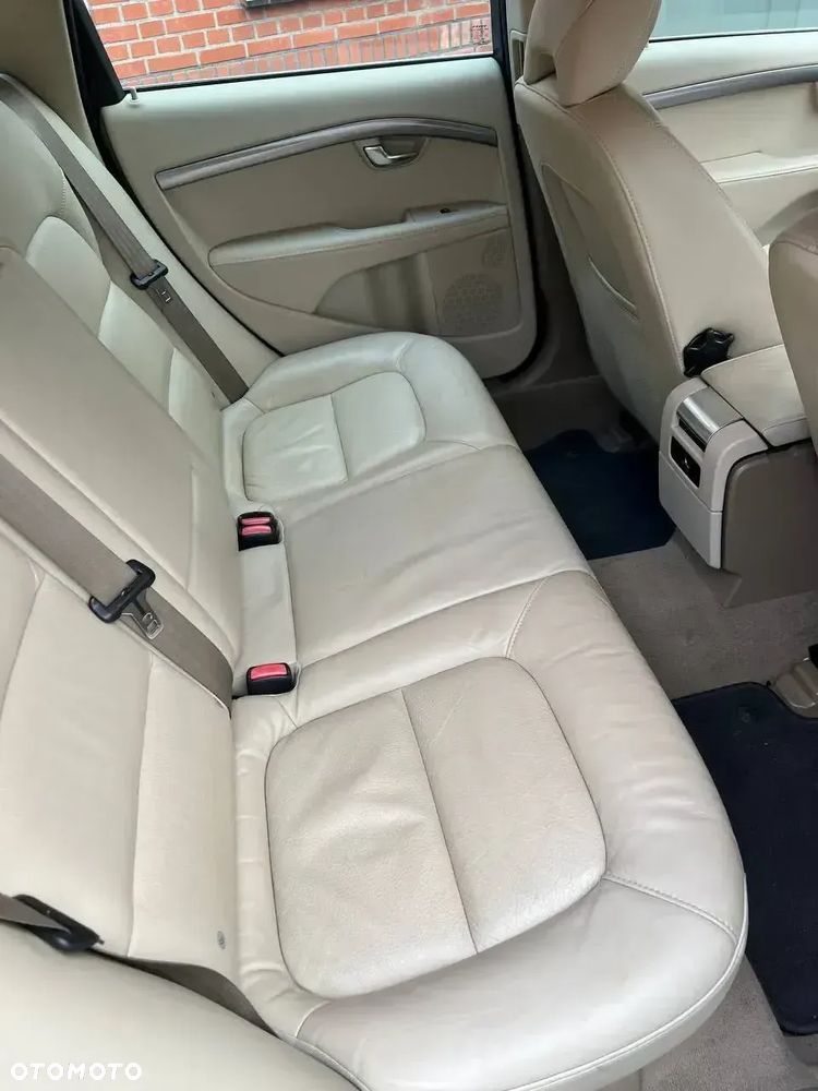 Volvo V70 D2 Geartronic Powershift Edition - 13
