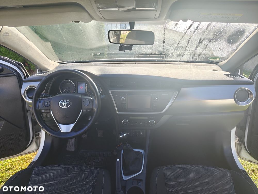 Toyota Auris - 6