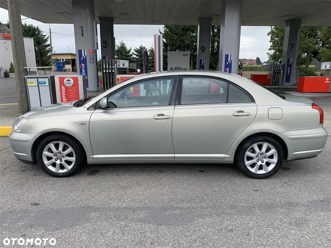 Toyota Avensis 2.2 D-4D X Premium - 7