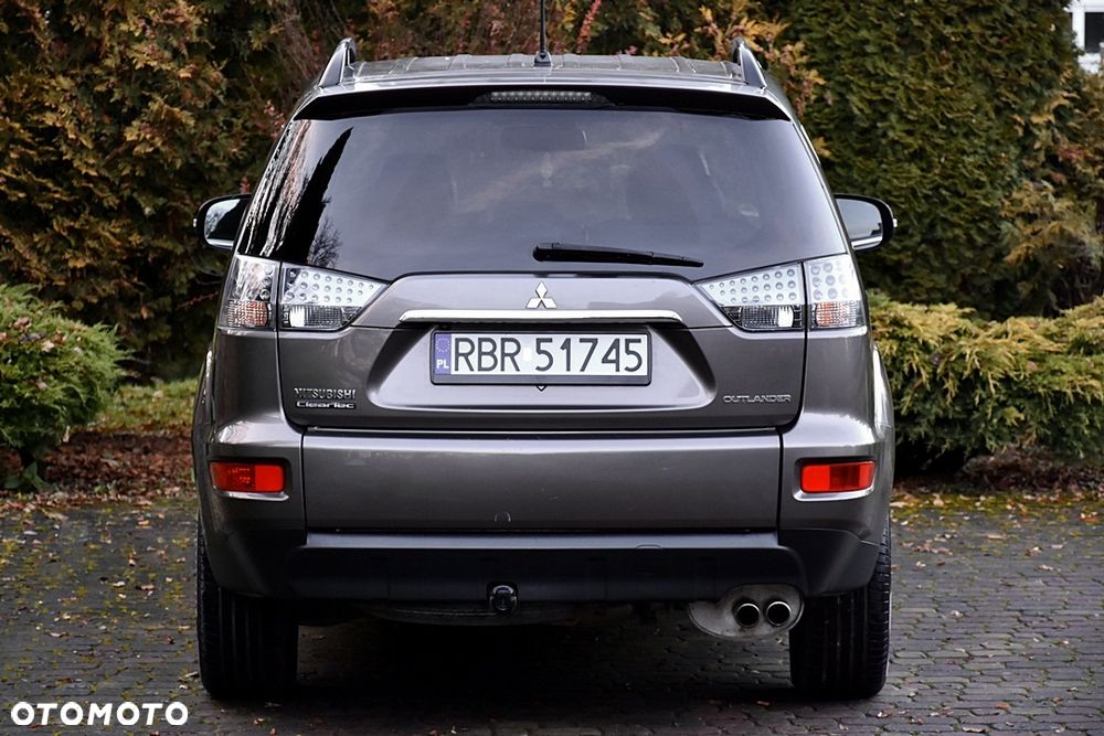 Mitsubishi Outlander 2.2 DI-D ClearTec 2WD Edition - 16
