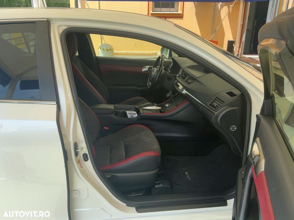 Lexus CT 200h Aut. Luxury - 2