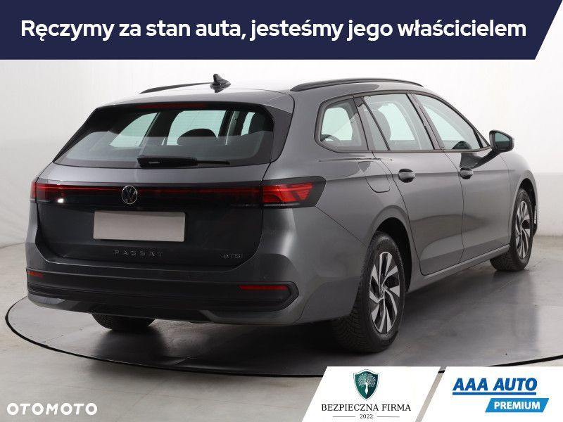 Volkswagen Passat Variant - 7