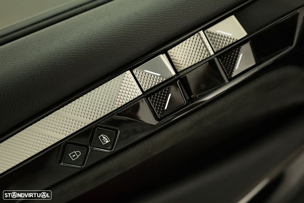 DS DS4 4 1.2 PureTech Performance Line EAT8 - 16