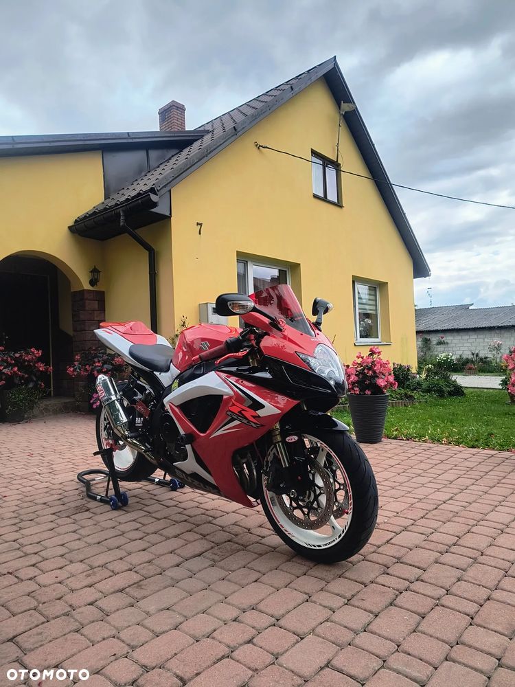 Suzuki GSX-R - 3