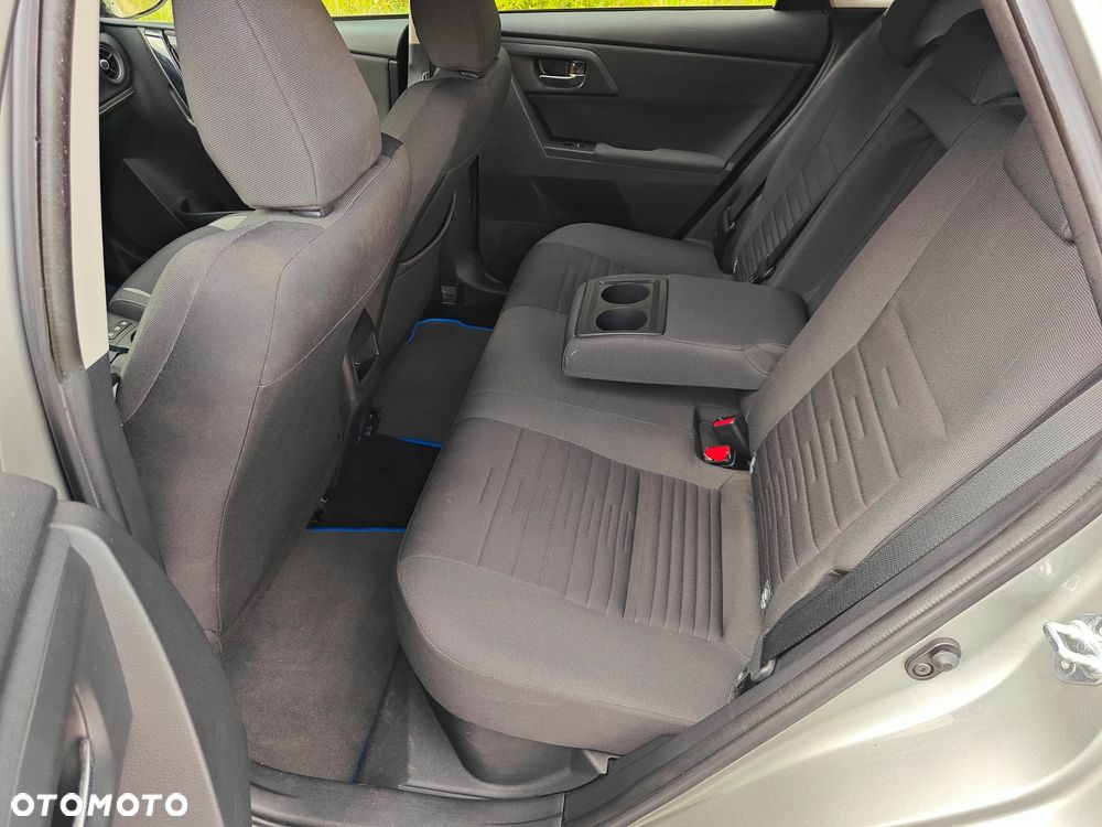 Toyota Auris - 27