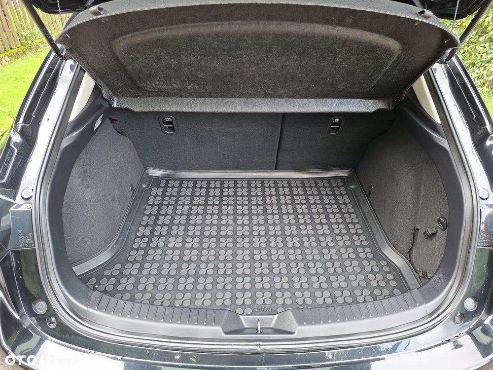 Mazda 3 SKYACTIV-G 120 Sports-Line - 19