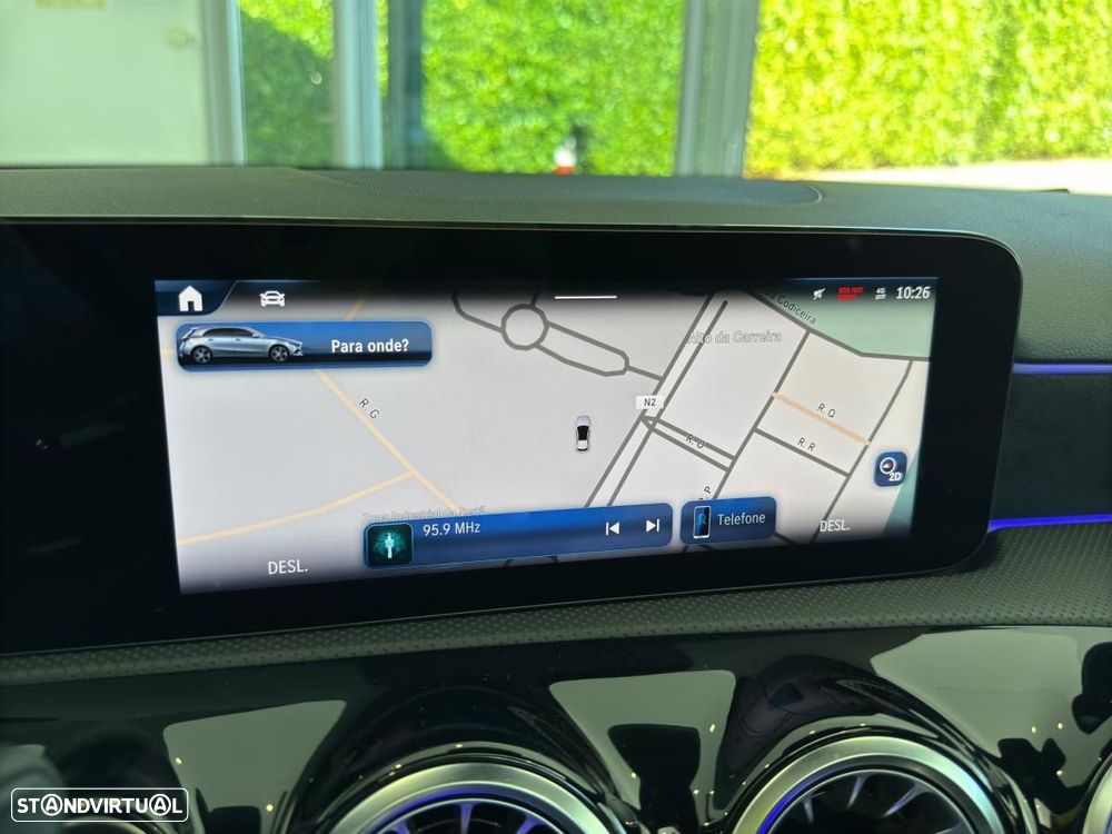 Mercedes-Benz A 250 e - 18