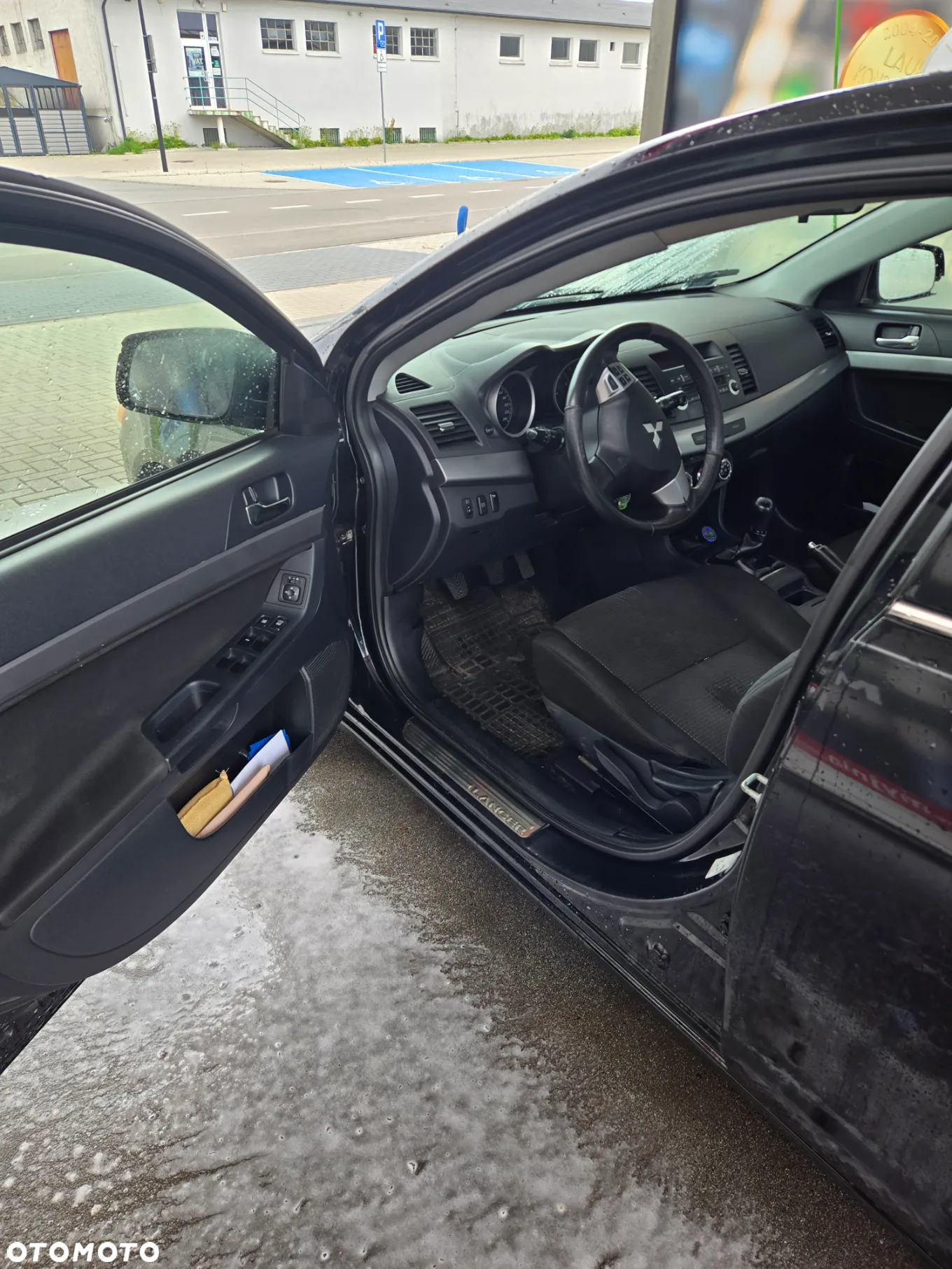 Mitsubishi Lancer 1.5 Invite - 7