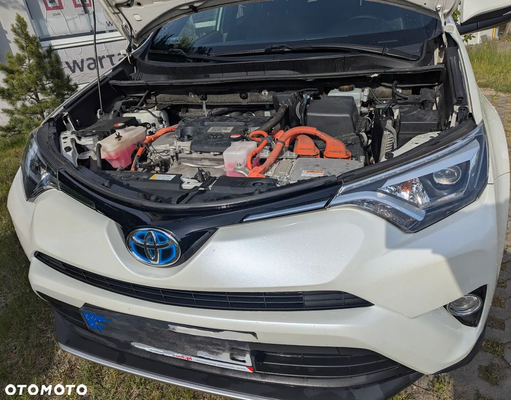 Toyota C-HR - 11