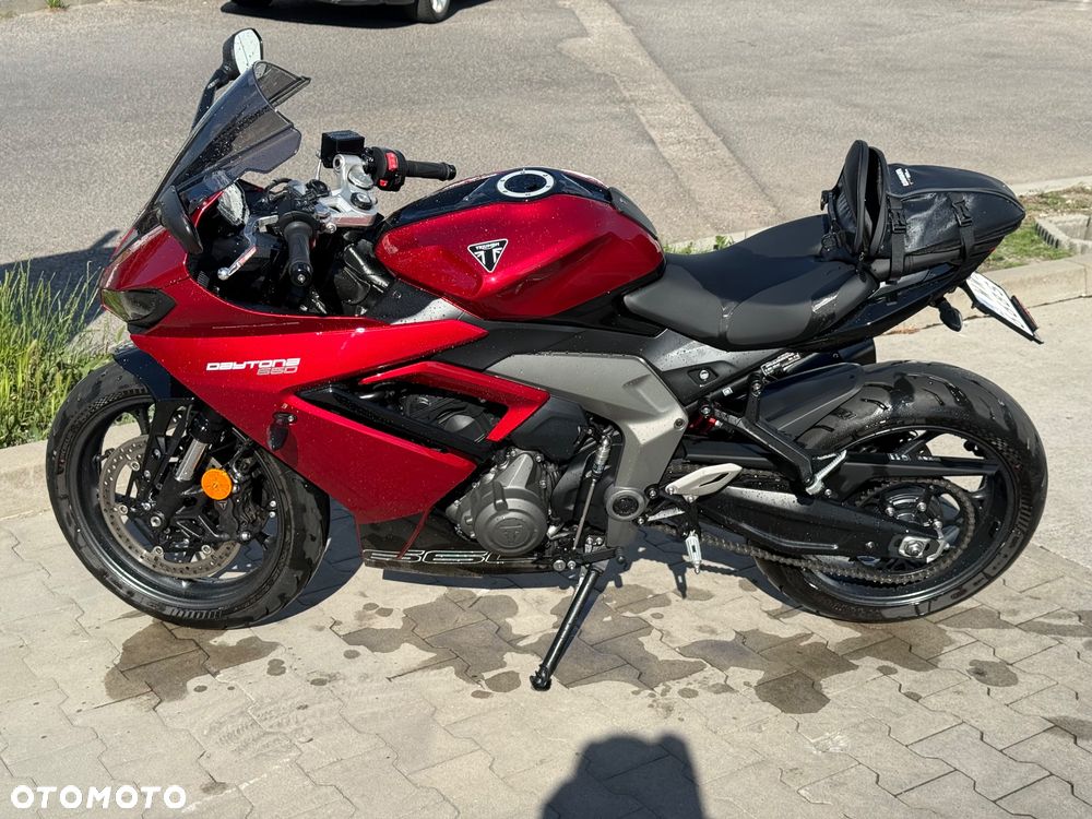Triumph Daytona - 5