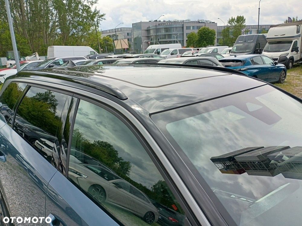 Peugeot E-5008 73kWh GT - 15