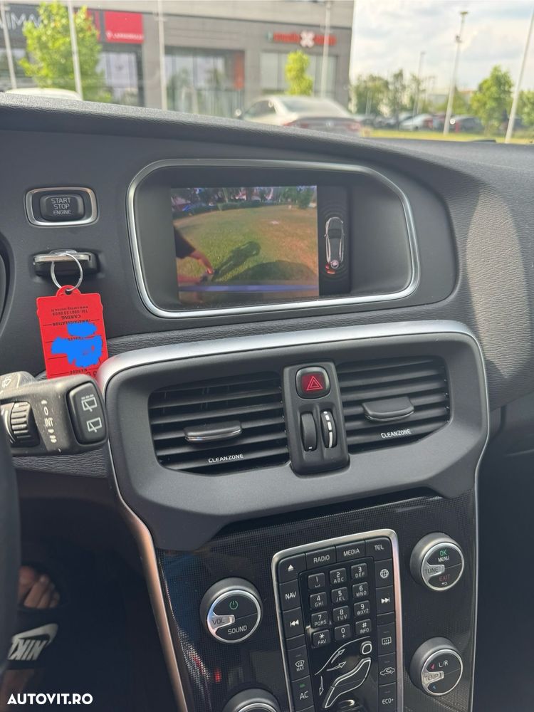 Volvo V40 D2 Aut. Momentum - 18