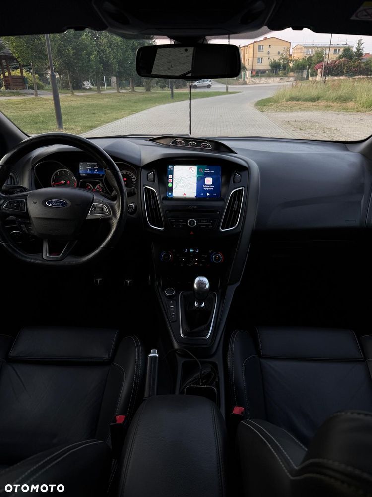 Ford Focus 2.0 EcoBoost ST - 6