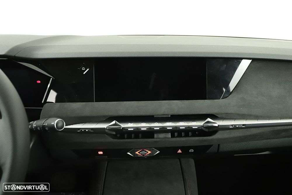 DS DS4 4 1.2 PureTech Performance Line EAT8 - 9