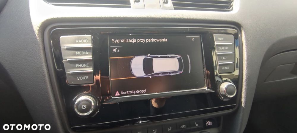Skoda Octavia 1.6 TDI Ambition DSG - 21