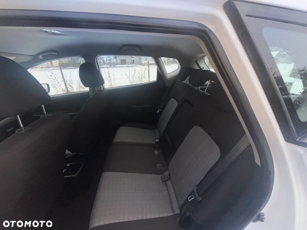 Kia Venga 1.4 Business Line - 18