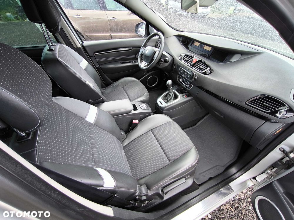 Renault Scenic - 5