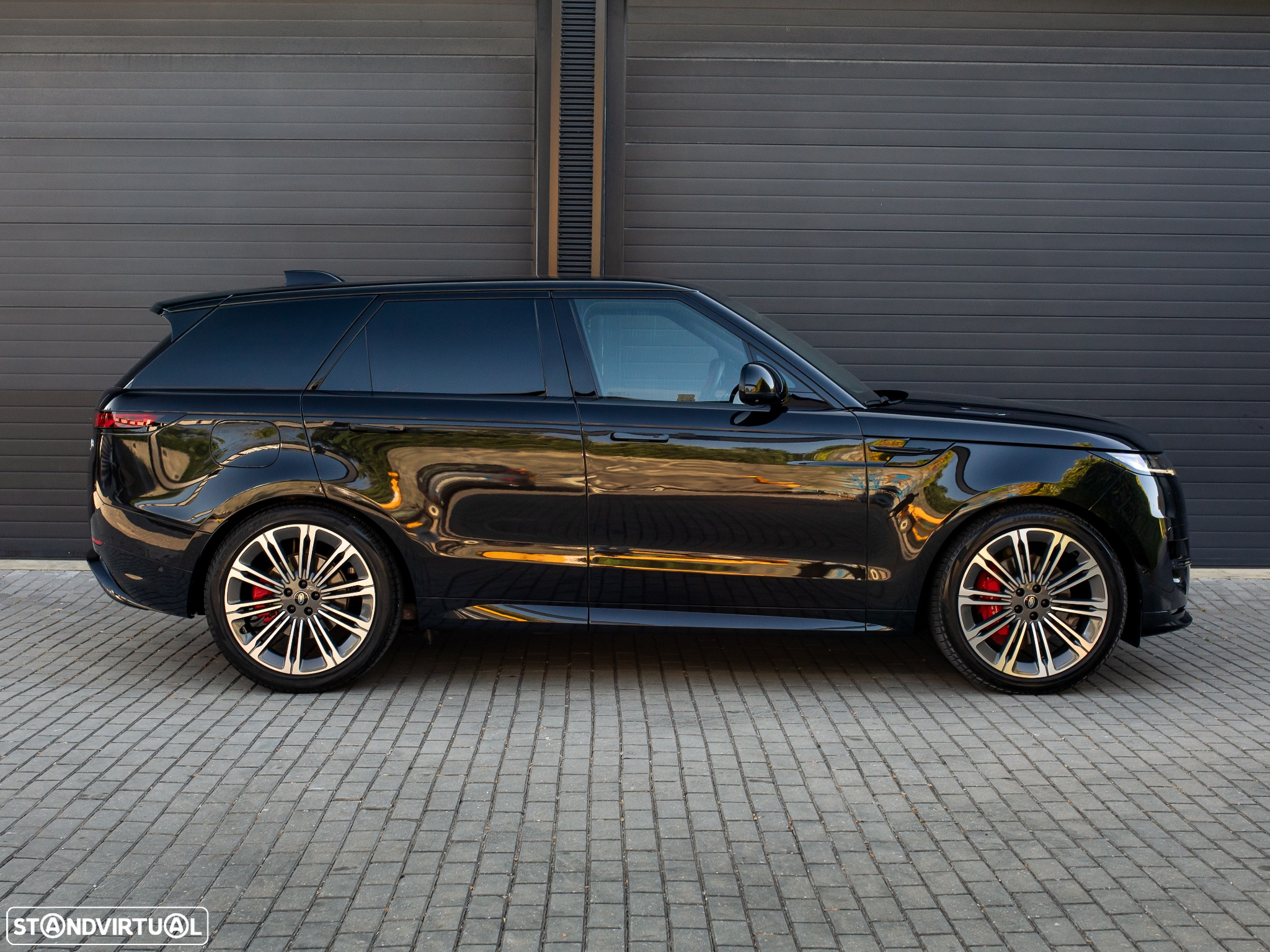 Land Rover Range Rover Sport D300 Dynamic SE - 11