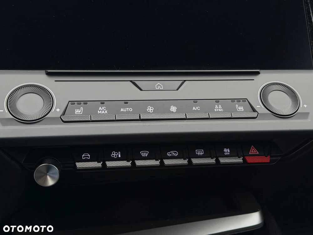 Peugeot 308 1.5 BlueHDi Allure S&S - 18