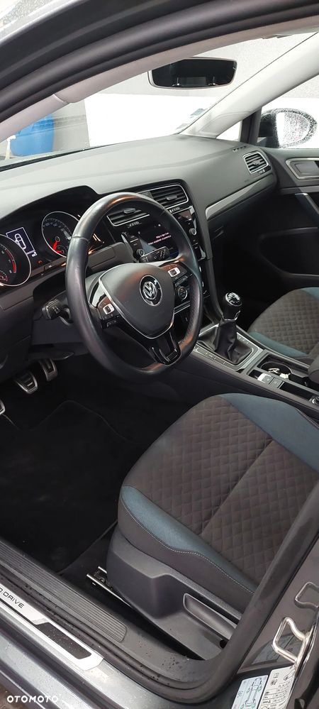 Volkswagen Golf 1.0 TSI OPF IQ.DRIVE - 15