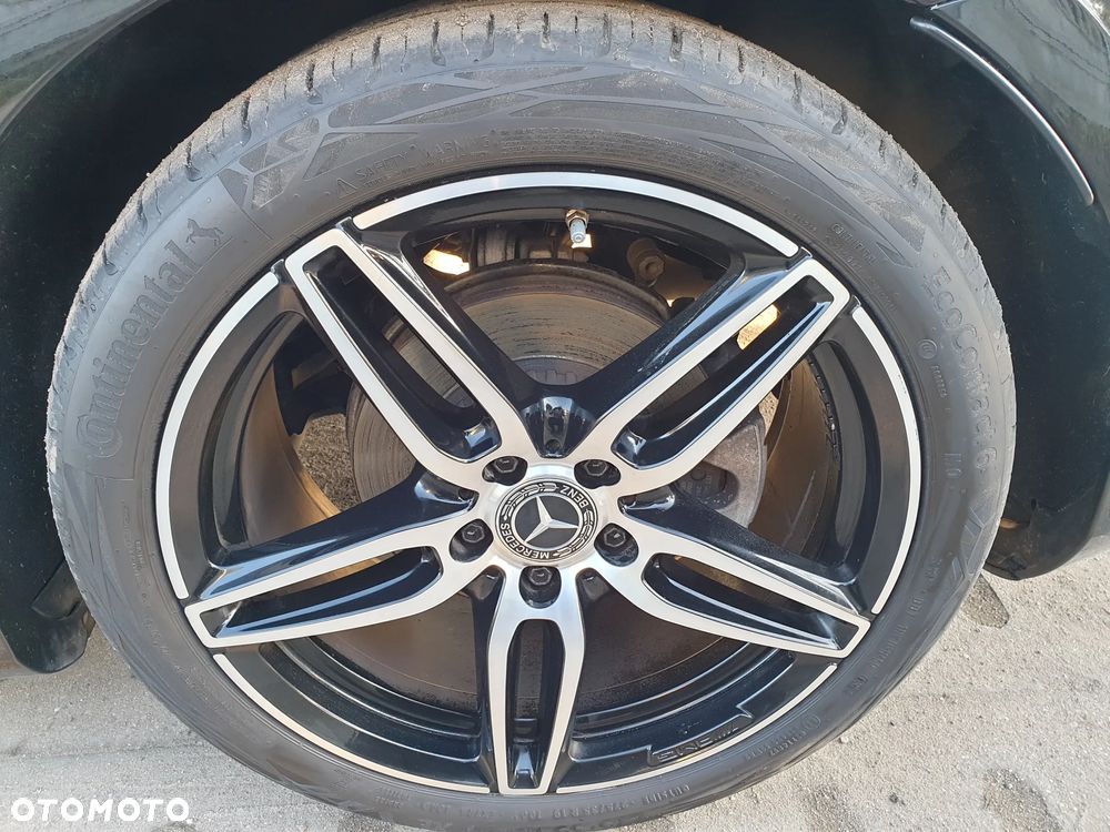 Mercedes-Benz Klasa E 220 d 9G-TRONIC - 16