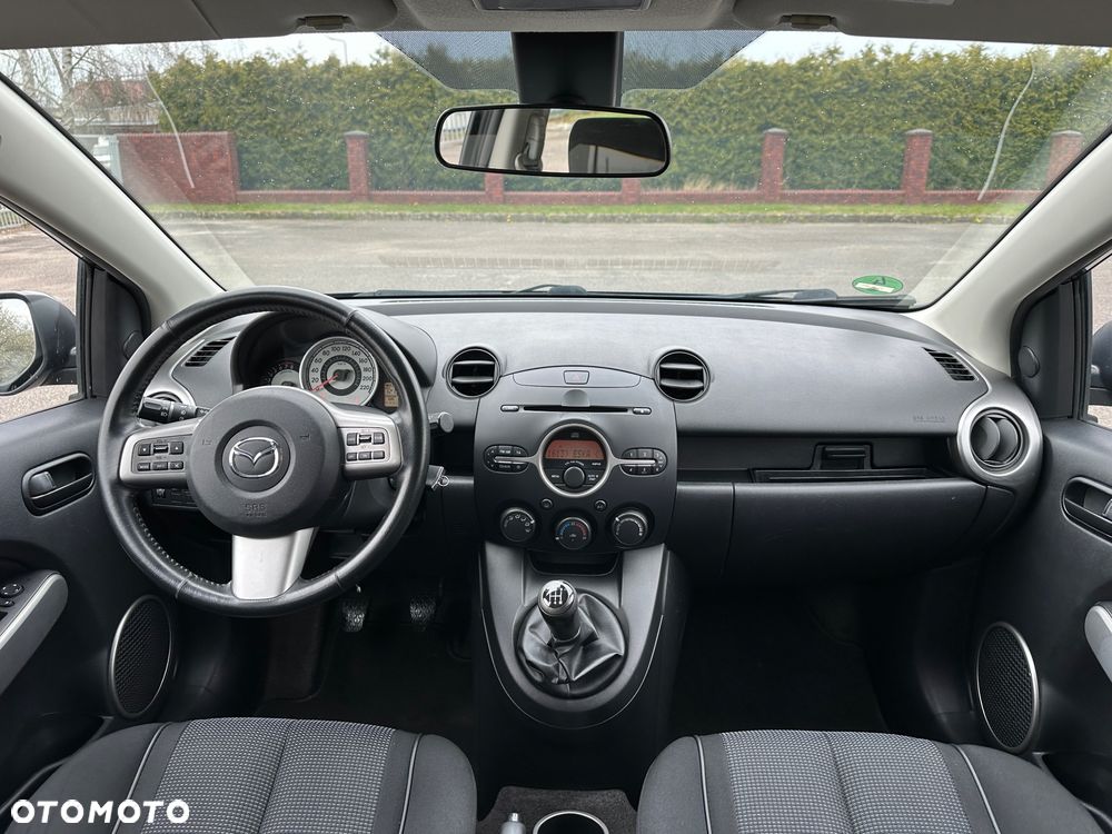 Mazda 2 1.5 Dynamic - 24