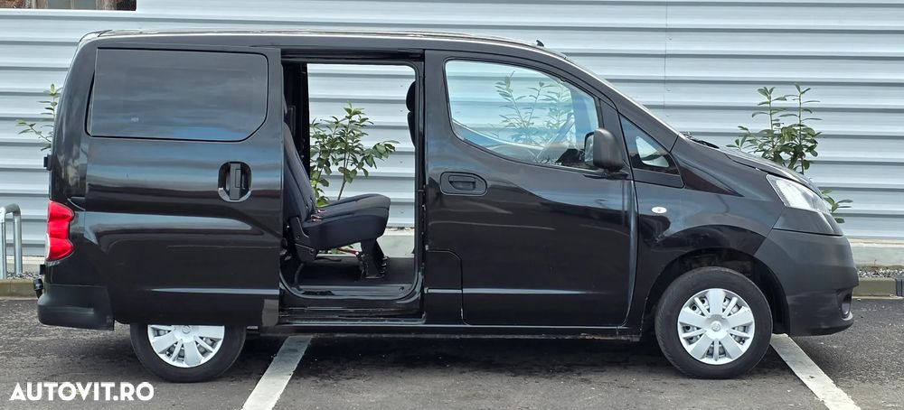 Nissan NV200 - 2