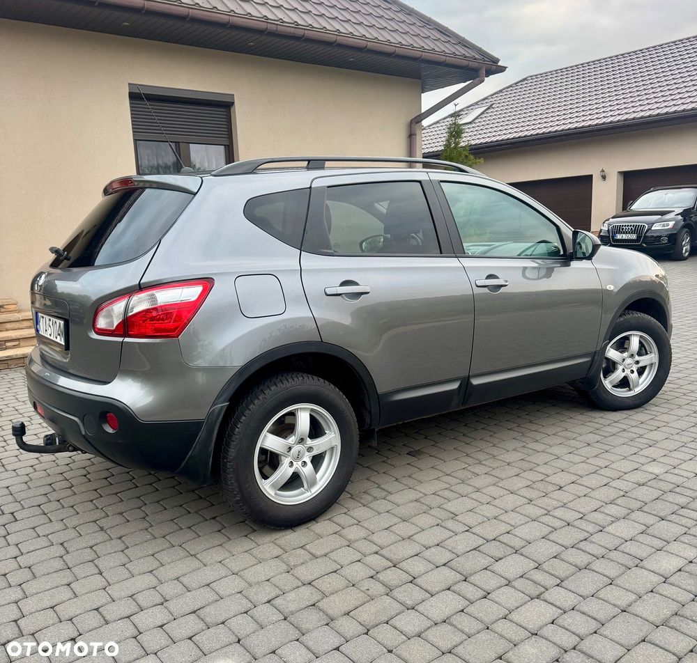 Nissan Qashqai 2.0 4 x 4 CVT 360 - 6