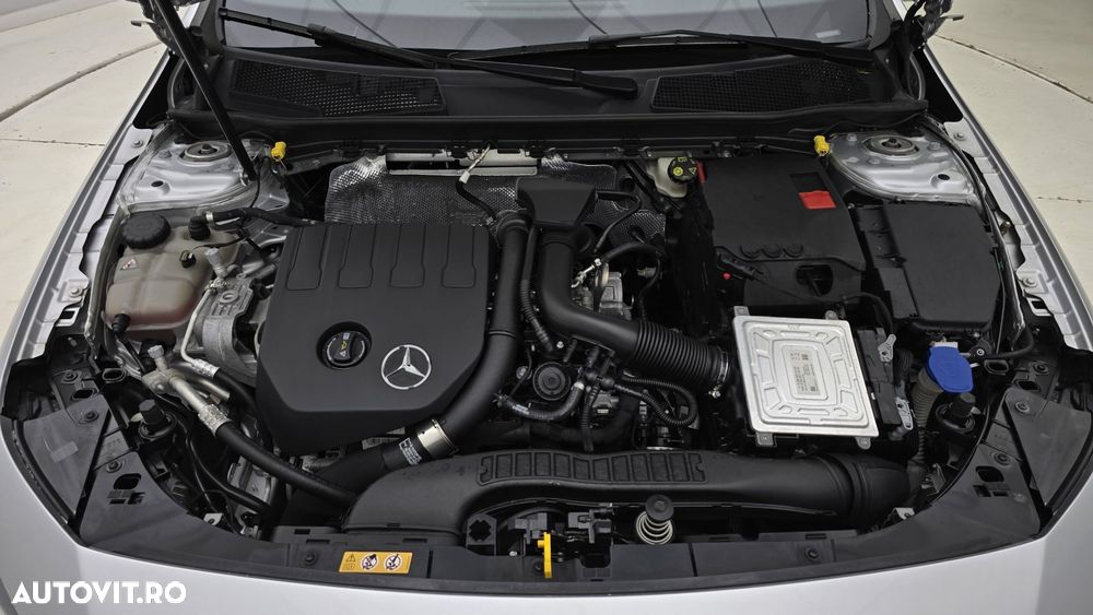Mercedes-Benz A - 24
