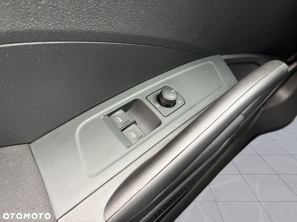 Skoda Fabia - 22