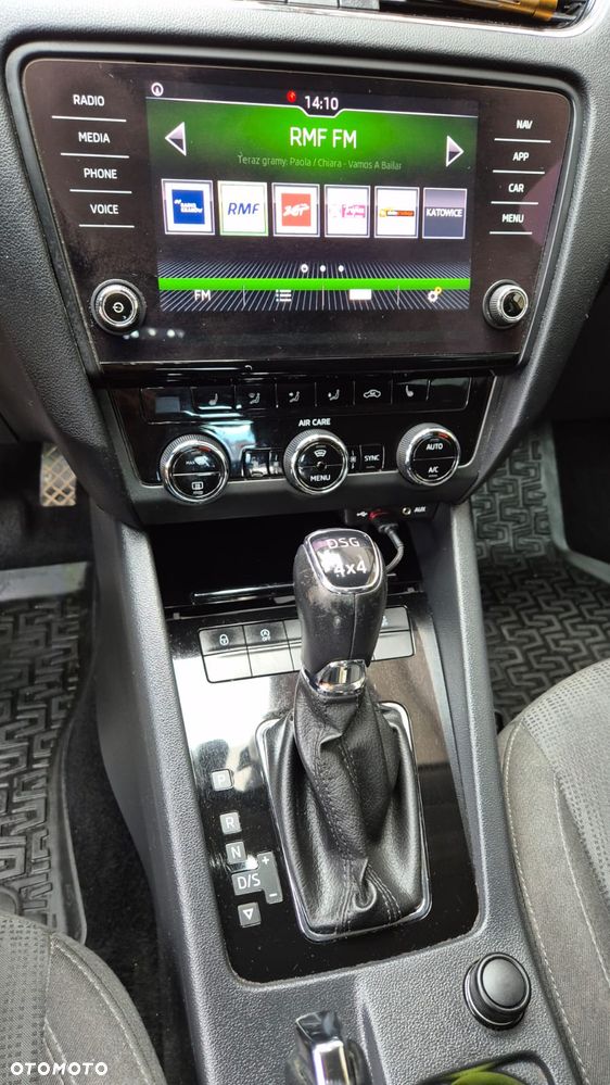 Skoda Octavia 2.0 TDI 4x4 Style DSG - 22