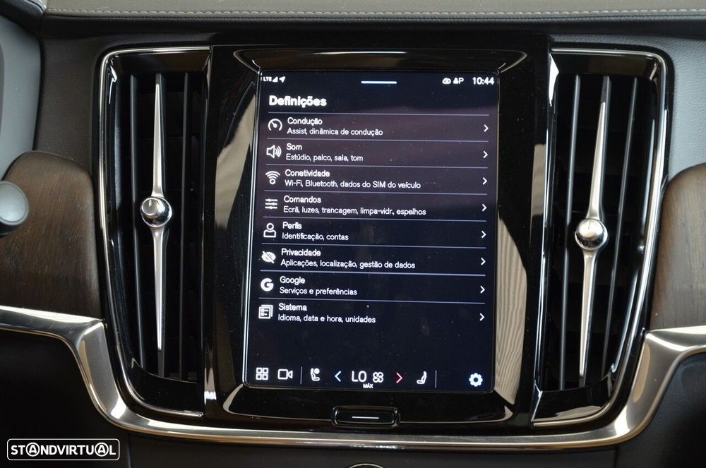 Volvo S90 2.0 T8 PHEV Plus Dark AWD - 29