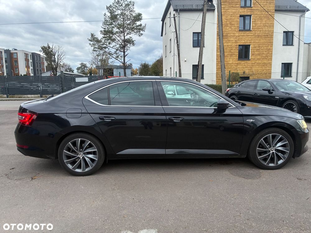Skoda Superb 2.0 TDI 4x4 L&K DSG - 4