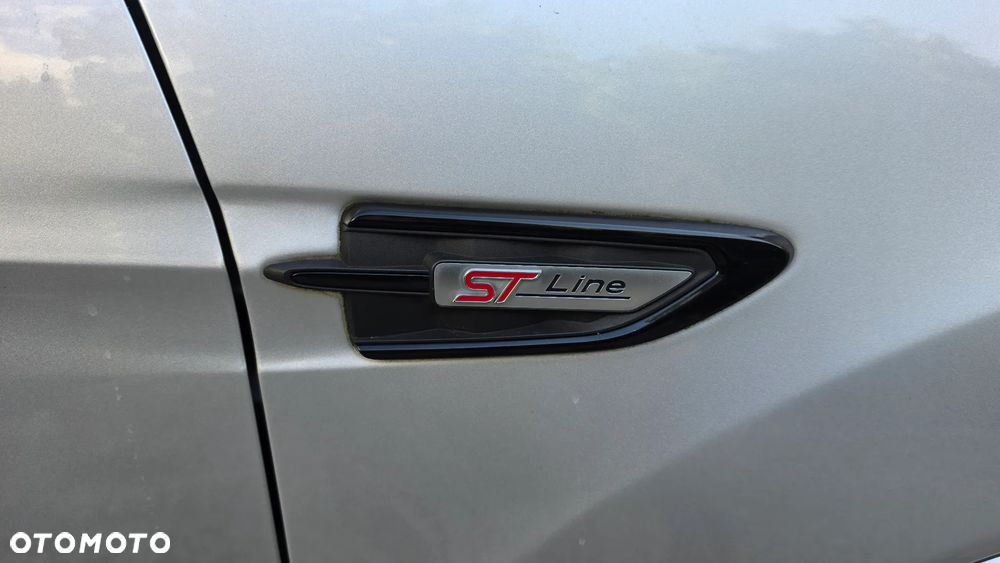 Ford Kuga 1.5 EcoBoost 2x4 ST-Line - 10