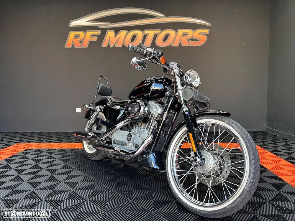 Harley-Davidson 883 Sportster - 20