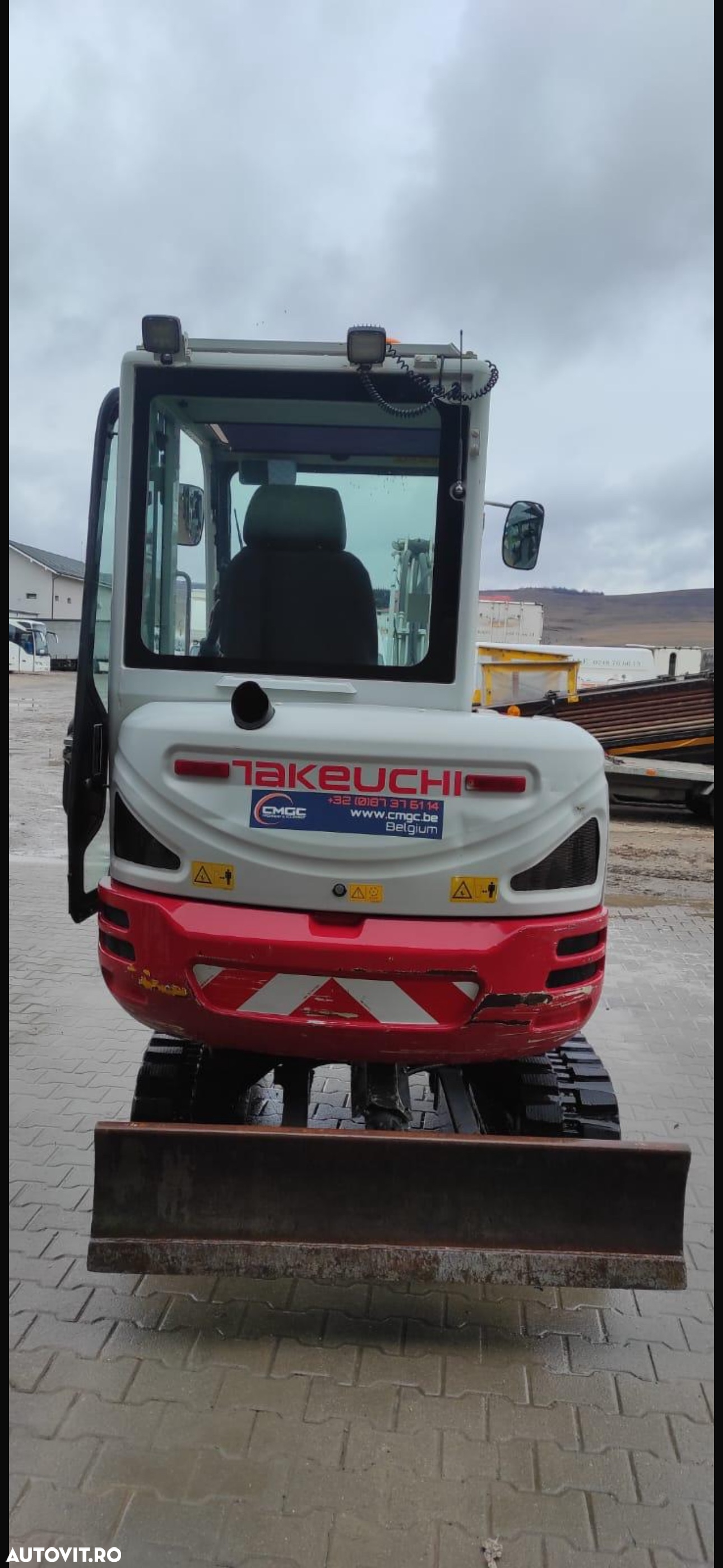 Takeuchi Tb230 - 9