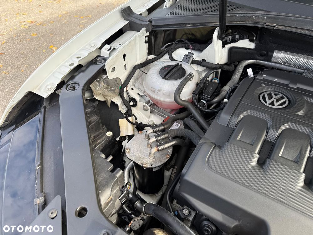 Volkswagen Tiguan 2.0 TDI SCR R-Line - 33