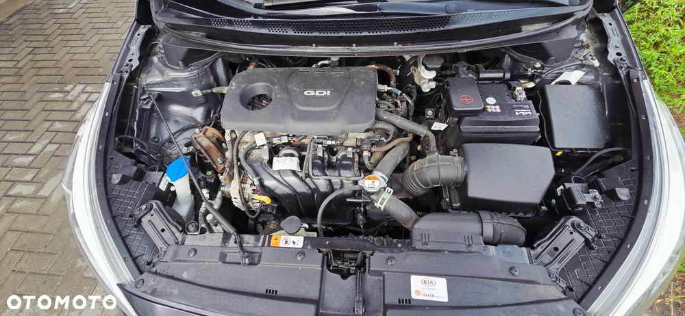 Kia Ceed 1.6 GDI ISG SW Dream Team Edition - 36